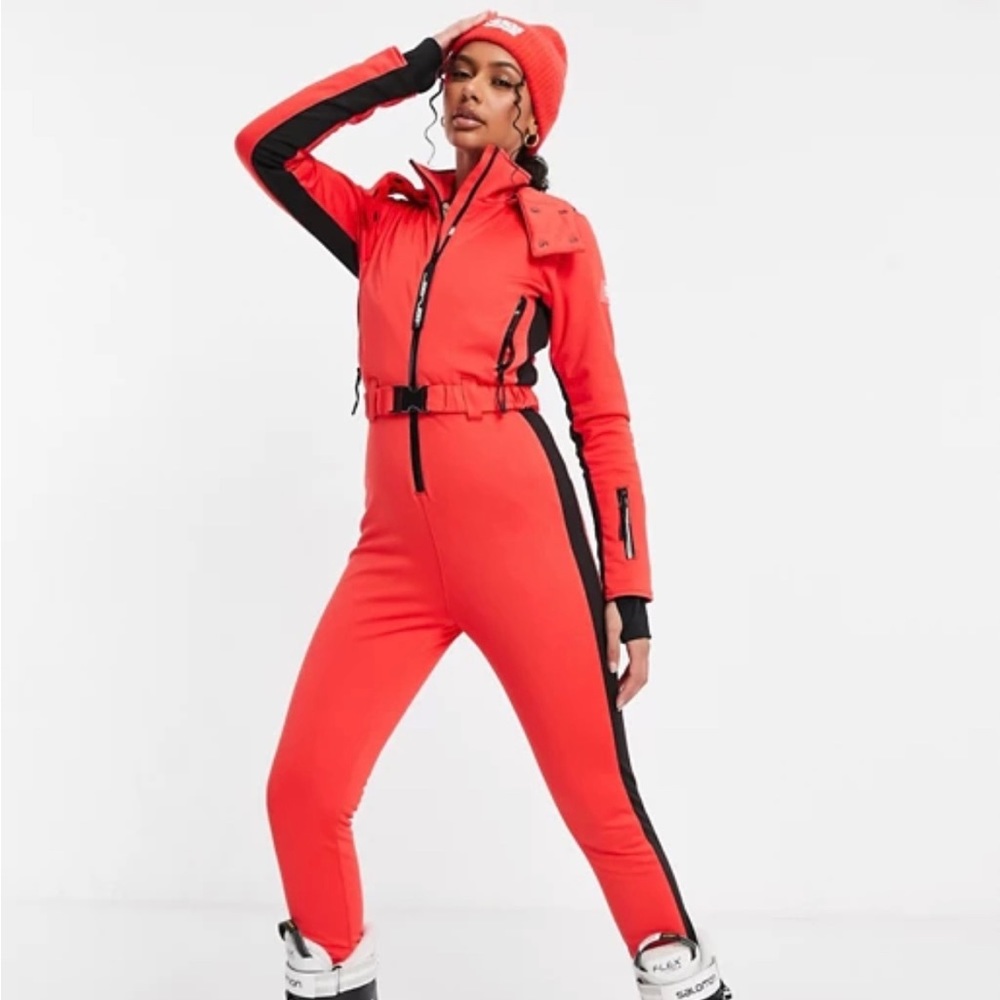 ASOS Red Ski Suit 🔥 Adorbs, comfortable and insanely warm to be so flattering!